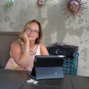 Meet your Posher, Pamela