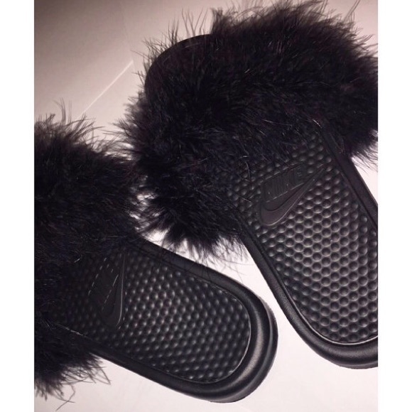 nike fur sandals