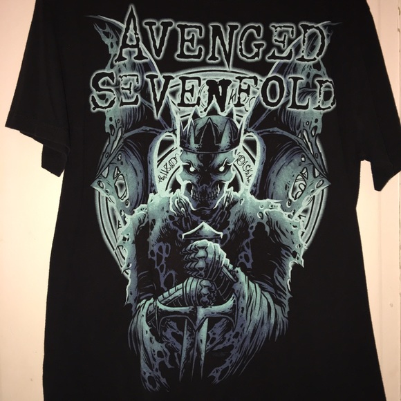 Men's Avenged Sevenfold shirt