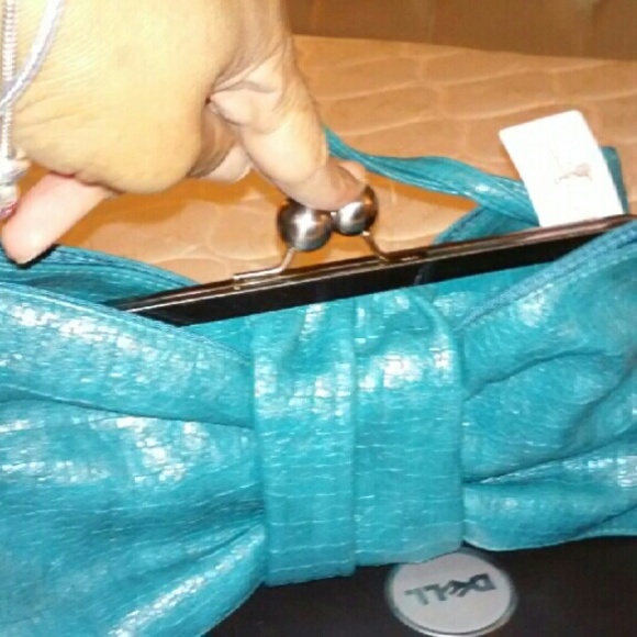 Jessica Simpson Jenny Bow Clutch - Emerald Green