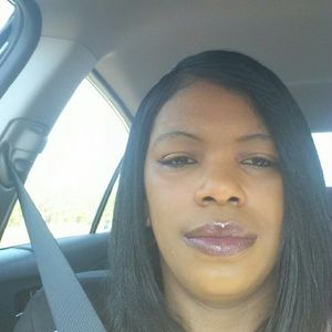 Meet your Posher, Sandra