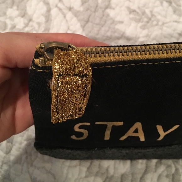 Makeup Bag - Picture 4 of 4