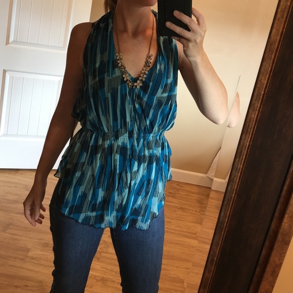 Vertigo Paris Tops - LAST CHANCE❤️Vertigo Paris by BCBG blue halter top