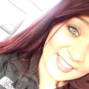 Meet your Posher, Katelyn