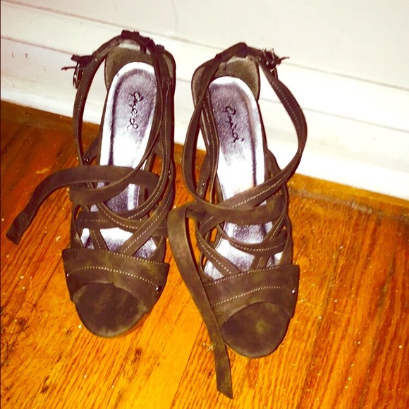 Olive green suede shoes!!!