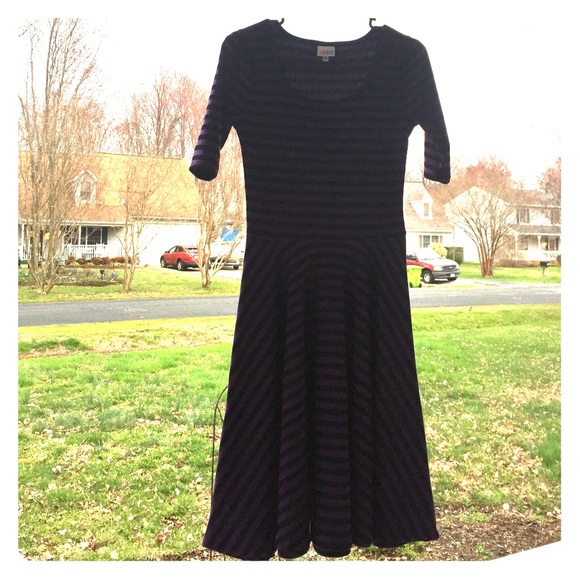 Lularoe dress size small stripes