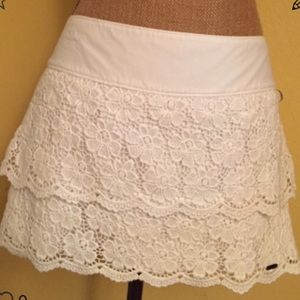 white Hollister skirt