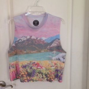 Urban Outfitters L cropped cut out sleeve tee
