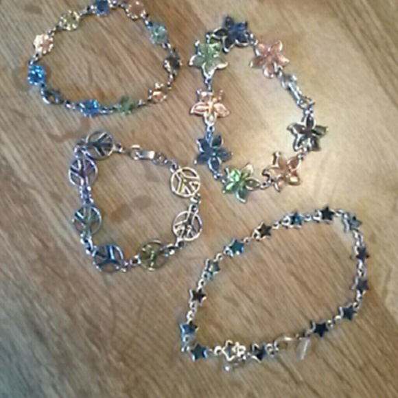 Braclets