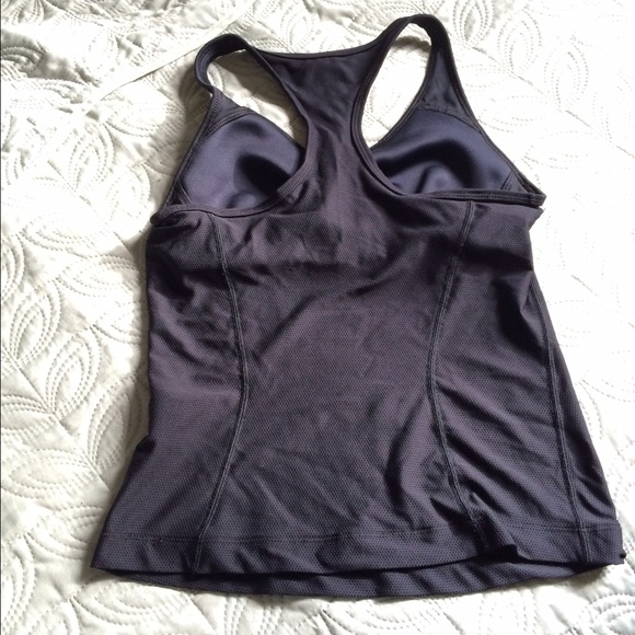 NIKE black dry fit work out top - Picture 3 of 3