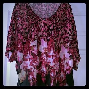 Jennifer Lopez Spring Blouse!