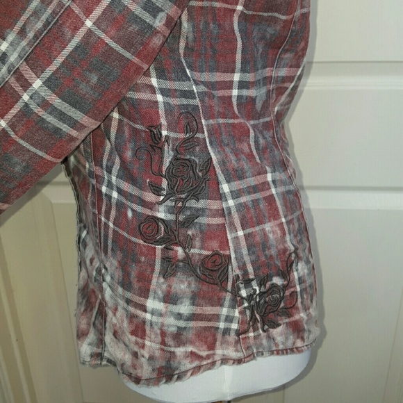 Maurices distressed Flannel Shirt - Picture 5 of 8
