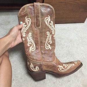 Corral cowgirl boots