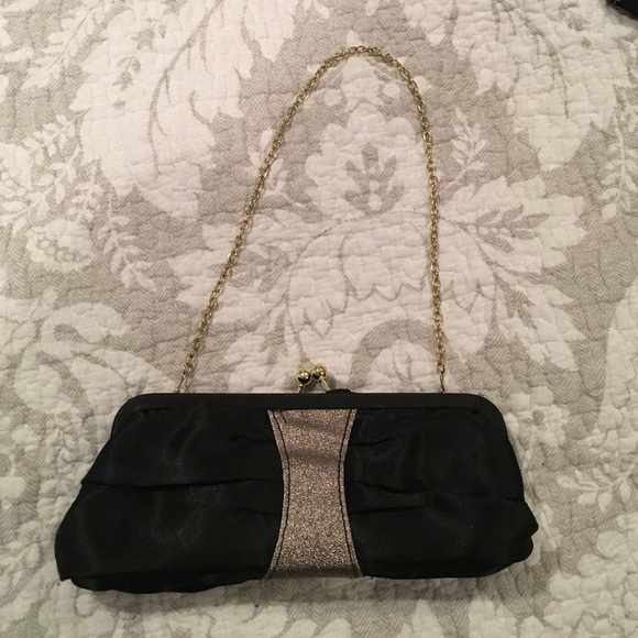 Small Clutch - Picture 3 of 4