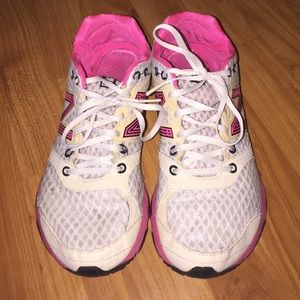 New Balance Sneakers great condition