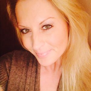 Meet your Posher, Michaela