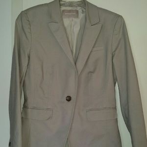 Banana Republic light tan skirt suit