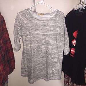 1/2 sleeve grey cherish top