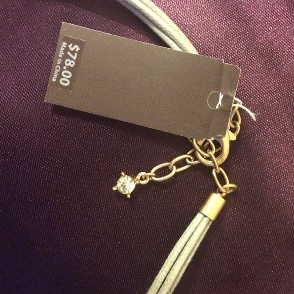 Necklace - Picture 2 of 3