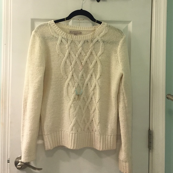 Banana republic cable knit sweater