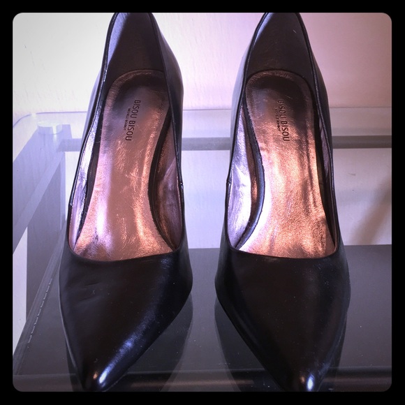 Bisou Bisou Pumps