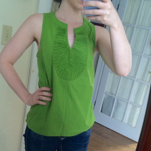 🌷SALE🌷MOSSIMO green top - Picture 3 of 3