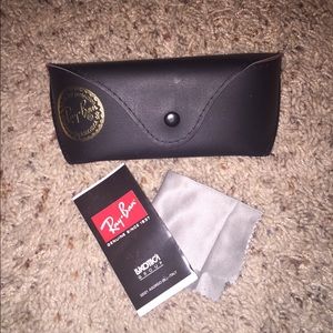 Ray Bans case and cleaning cloth