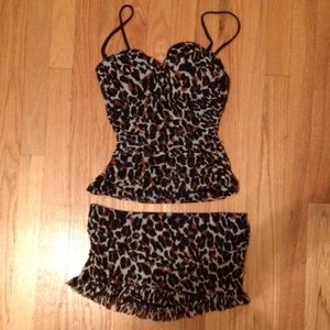 Kenneth Cole 2 Pc Leopard Bathing Suit Size S