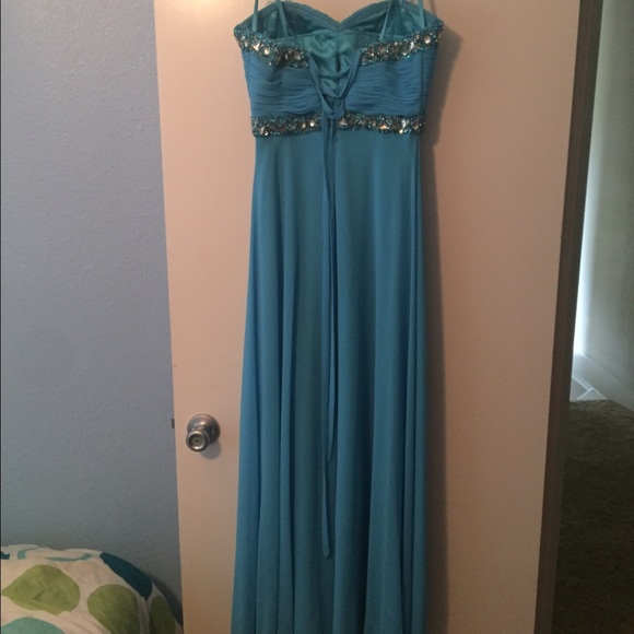 Prom Dress - Picture 2 of 3