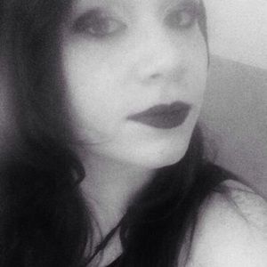 Meet your Posher, Ivy