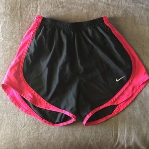 Womens Nike shorts XS pink and black