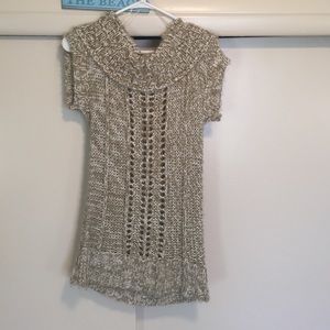 Mudd brand/ short sleeve sweater