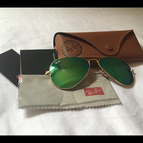 Ray Ban Original Aviators never used!