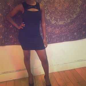 H&M Hollow-out chest Body Con Dress