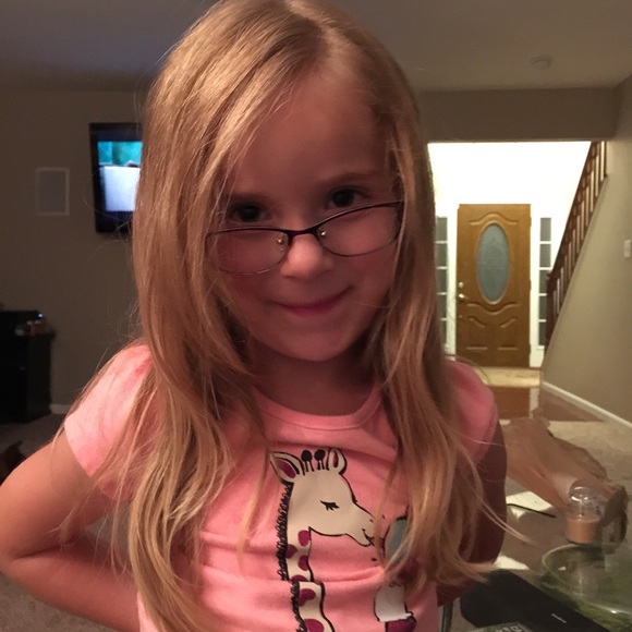 Meet your Posher, Jes - Picture 2 of 4