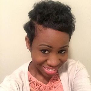 Meet your Posher, Nikki