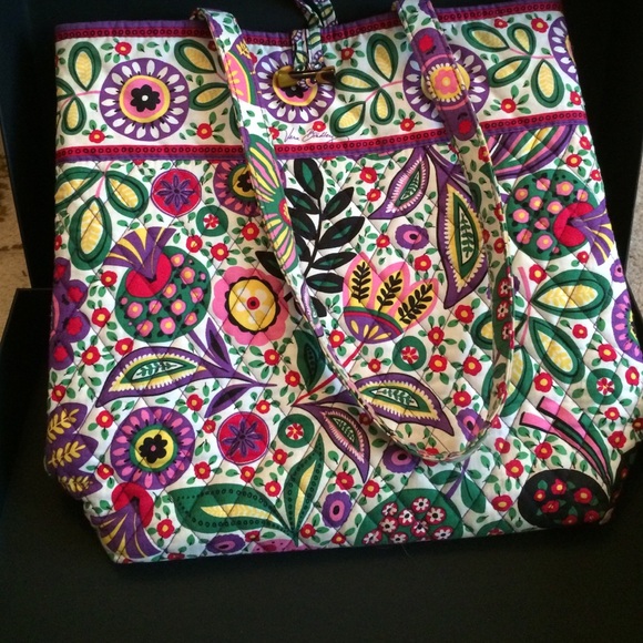 Vera Bradley colorful tote - Picture 1 of 4