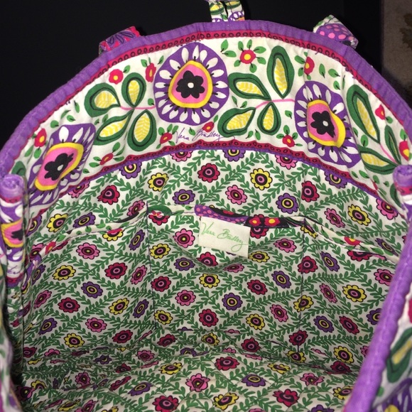 Vera Bradley colorful tote - Picture 4 of 4