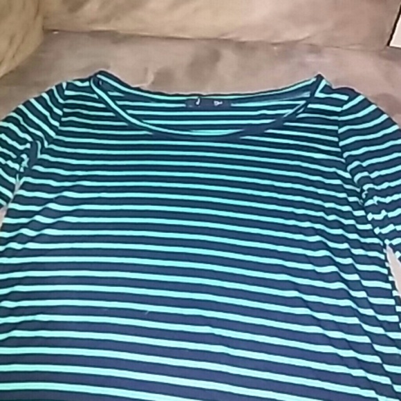 Shirt - Picture 2 of 3