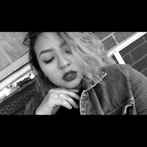 Meet your Posher, Candy