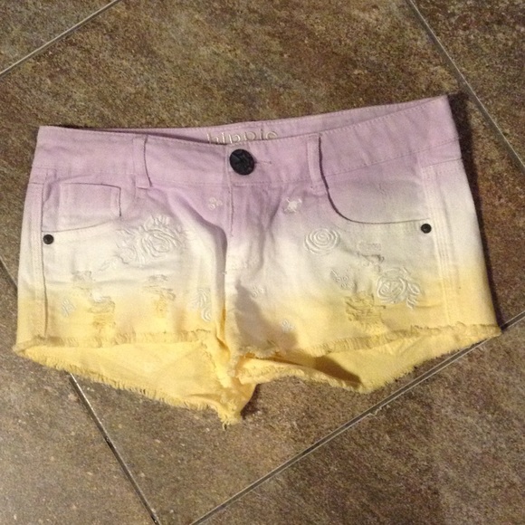 Hippie Laundry Colorful Shorts
Size 5