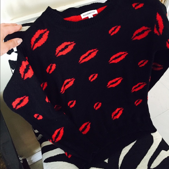 Sweater! - Picture 2 of 3