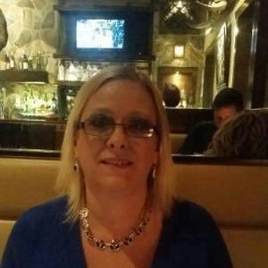 Meet your Posher, Deborah