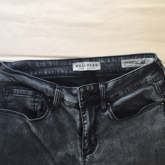 Bullhead Acid wash gray/black super skinny jeans