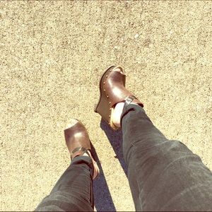 Brown Leather Jessica Simpson Heels