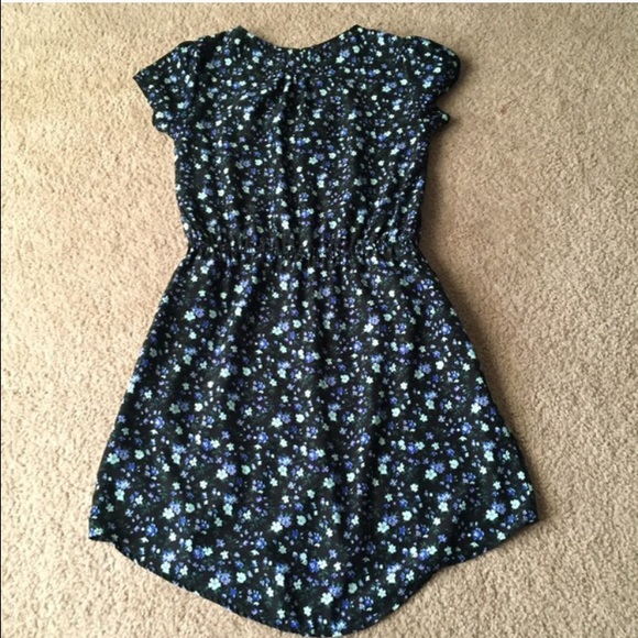 🚫BUNDLED!🚫 NWOT Urban Outfitters floral dress - Picture 3 of 4