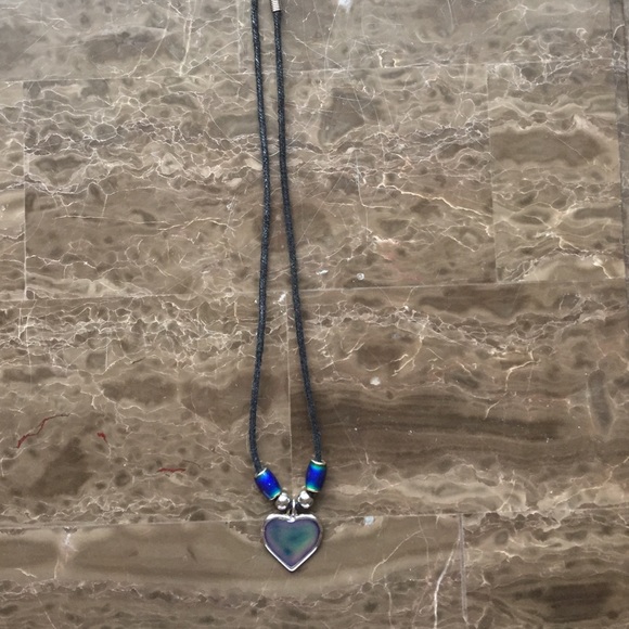 Mood necklace