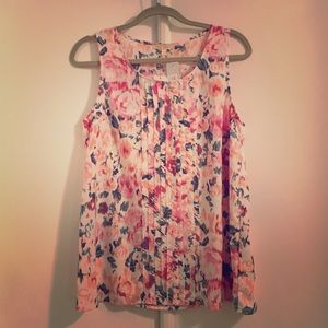 Floral sleeveless blouse