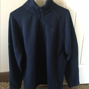 Men's North Face Pull-Over Sweater, Half-Zip