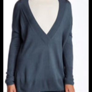 14th & Union sweater. New w/out tags